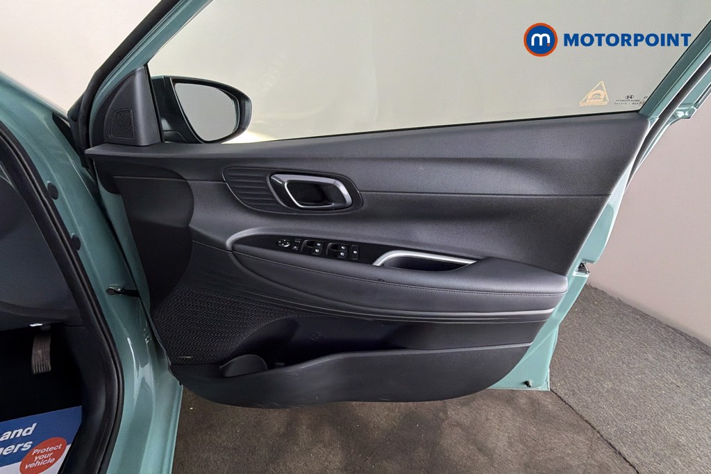 Hyundai I20 Ultimate Manual Petrol Hatchback - Stock Number (1637213) - 19th supplementary image