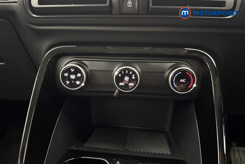 Citroen C3 Plus Automatic Electric Hatchback - Stock Number (1637325) - 21st supplementary image