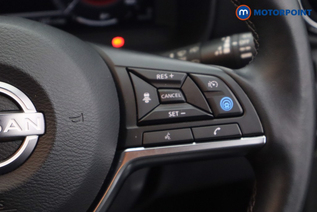 Nissan Juke Tekna Manual Petrol SUV - Stock Number (1637425) - 9th supplementary image