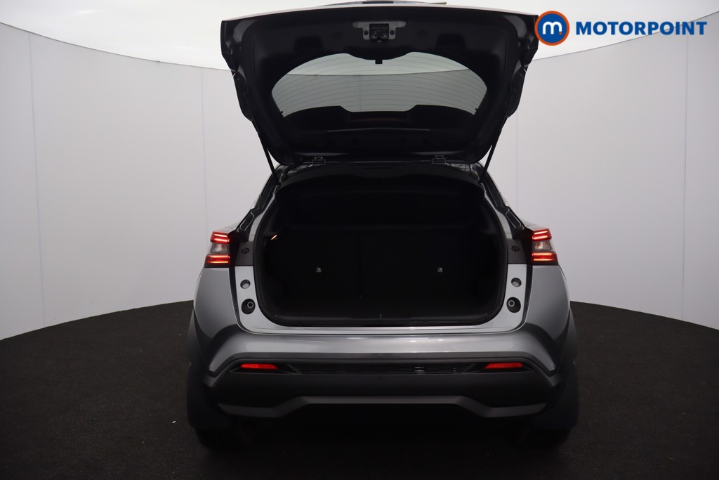Nissan Juke Tekna Manual Petrol SUV - Stock Number (1637425) - 41st supplementary image