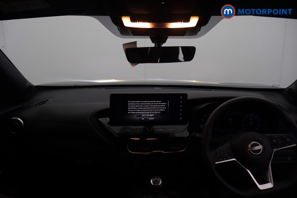 Nissan Juke Tekna Manual Petrol SUV - Stock Number (1637425) - 1st supplementary image
