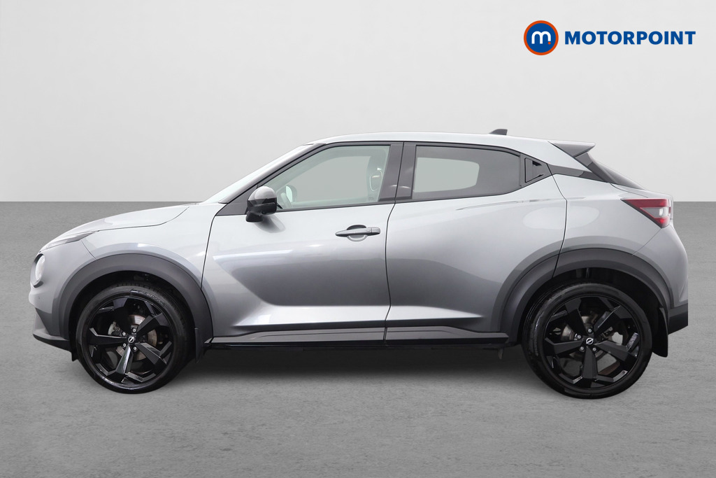 Nissan Juke Tekna Manual Petrol SUV - Stock Number (1637425) - Passenger side