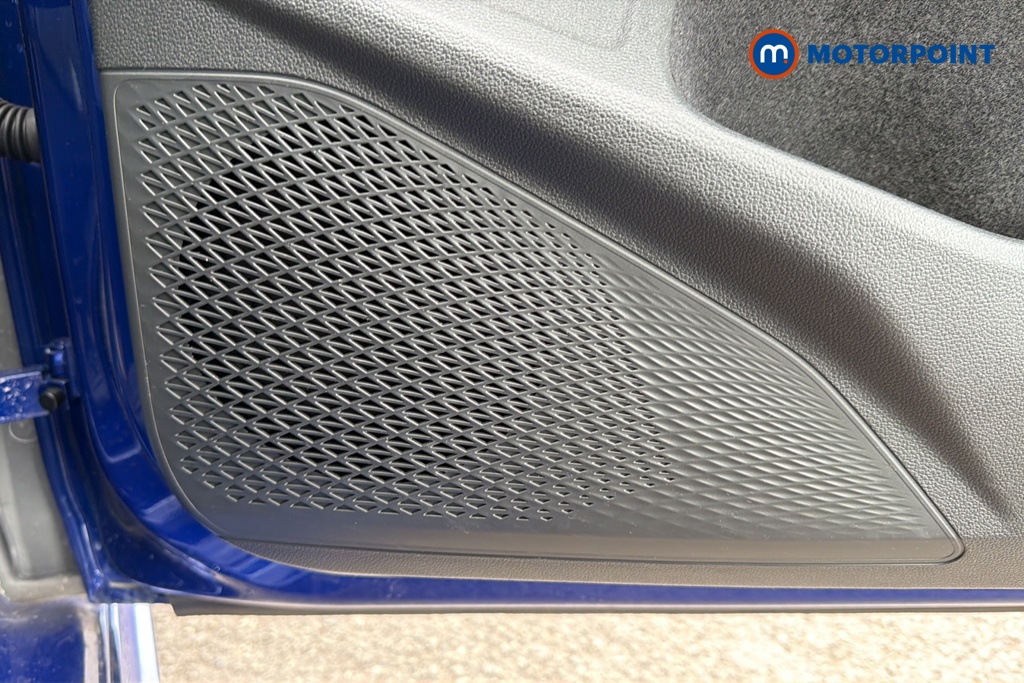 Volkswagen Golf R Black Edition Automatic Petrol Hatchback - Stock Number (1637879) - 21st supplementary image