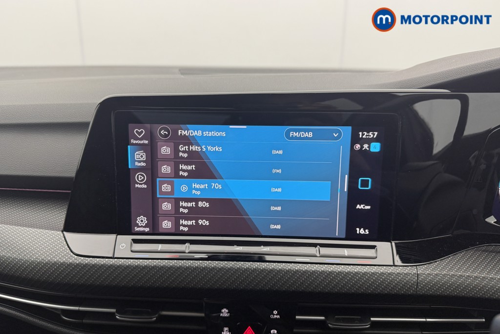 Volkswagen Golf R-Line Manual Petrol Hatchback - Stock Number (1637989) - 13th supplementary image