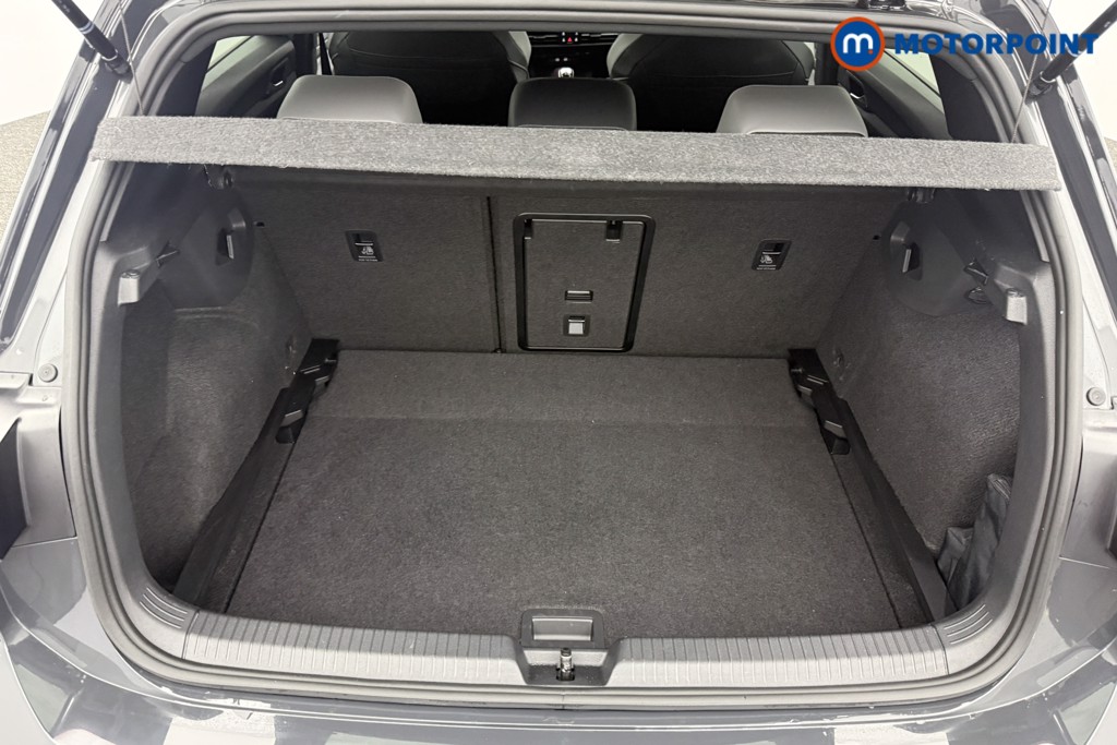 Volkswagen Golf R-Line Manual Petrol Hatchback - Stock Number (1637989) - 24th supplementary image