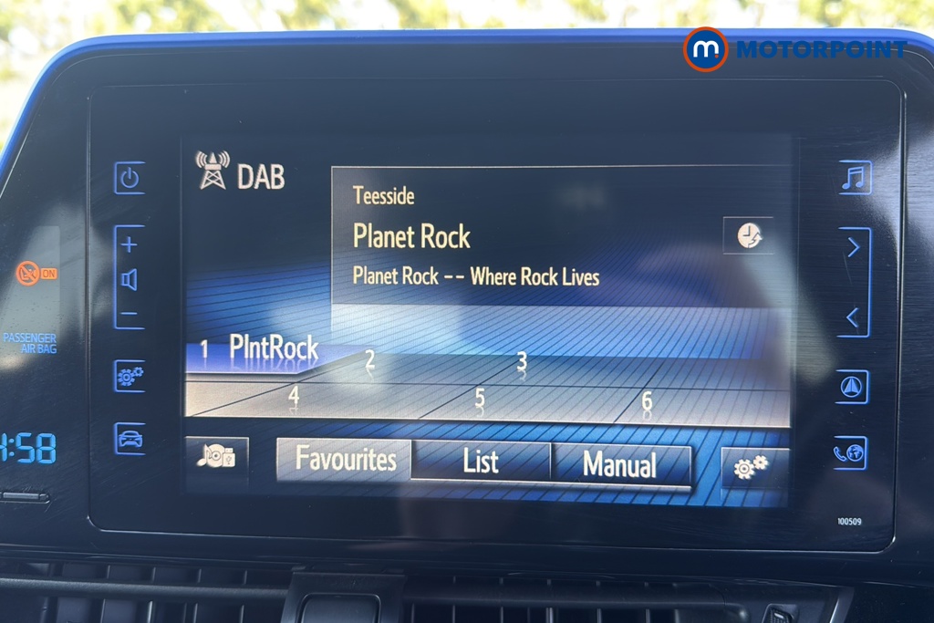 Toyota C-Hr Dynamic Automatic Petrol-Electric Hybrid SUV - Stock Number (1559457) - 8th supplementary image