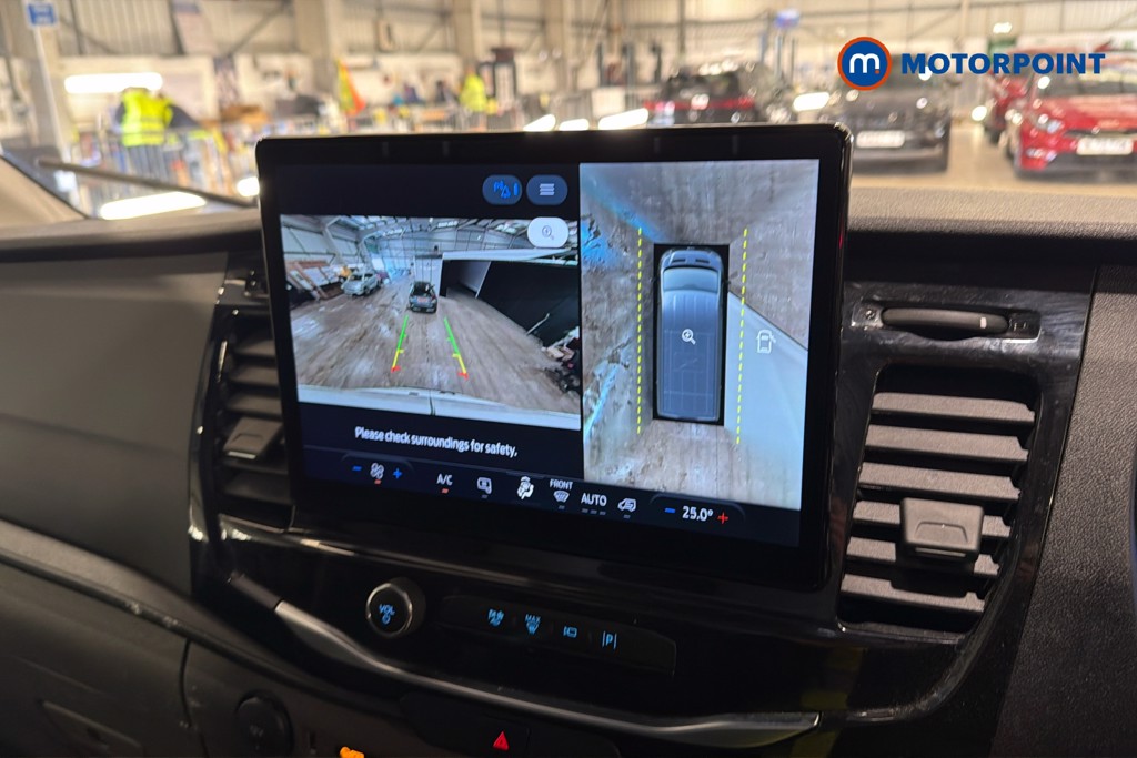 Ford Transit Limited Automatic Diesel Medium Roof Van - Stock Number (1611989) - 13th supplementary image