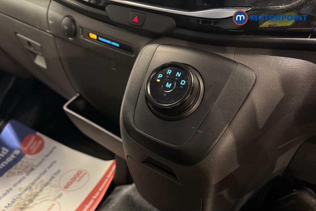 Ford Transit Limited Automatic Diesel Medium Roof Van - Stock Number (1611989) - 15th supplementary image