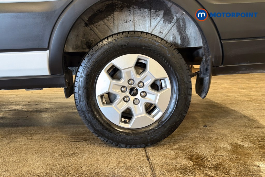 Ford Transit Limited Automatic Diesel Medium Roof Van - Stock Number (1611989) - 48th supplementary image