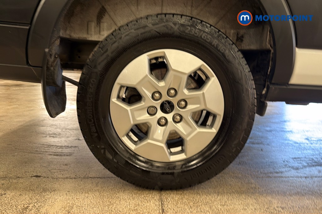 Ford Transit Limited Automatic Diesel Medium Roof Van - Stock Number (1611989) - 49th supplementary image