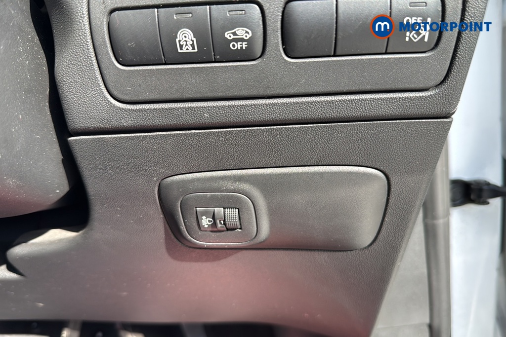 Citroen C3 Aircross Shine Manual Petrol SUV - Stock Number (1612842) - 11th supplementary image