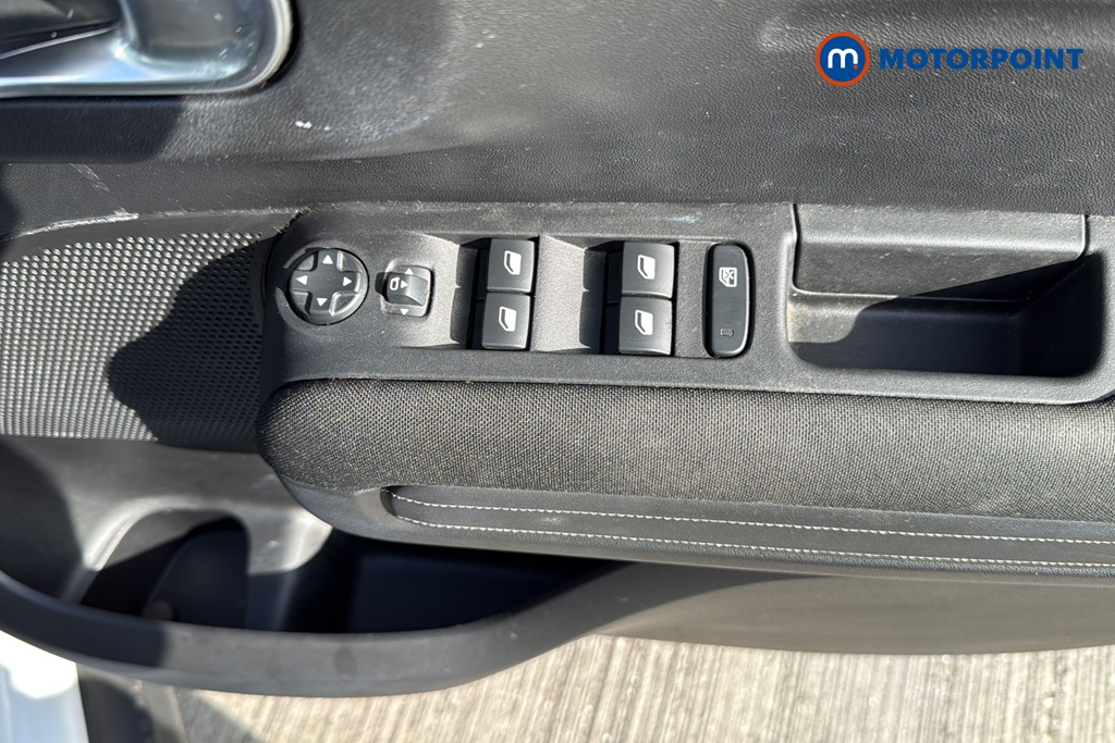 Citroen C3 Aircross Shine Manual Petrol SUV - Stock Number (1612842) - 19th supplementary image