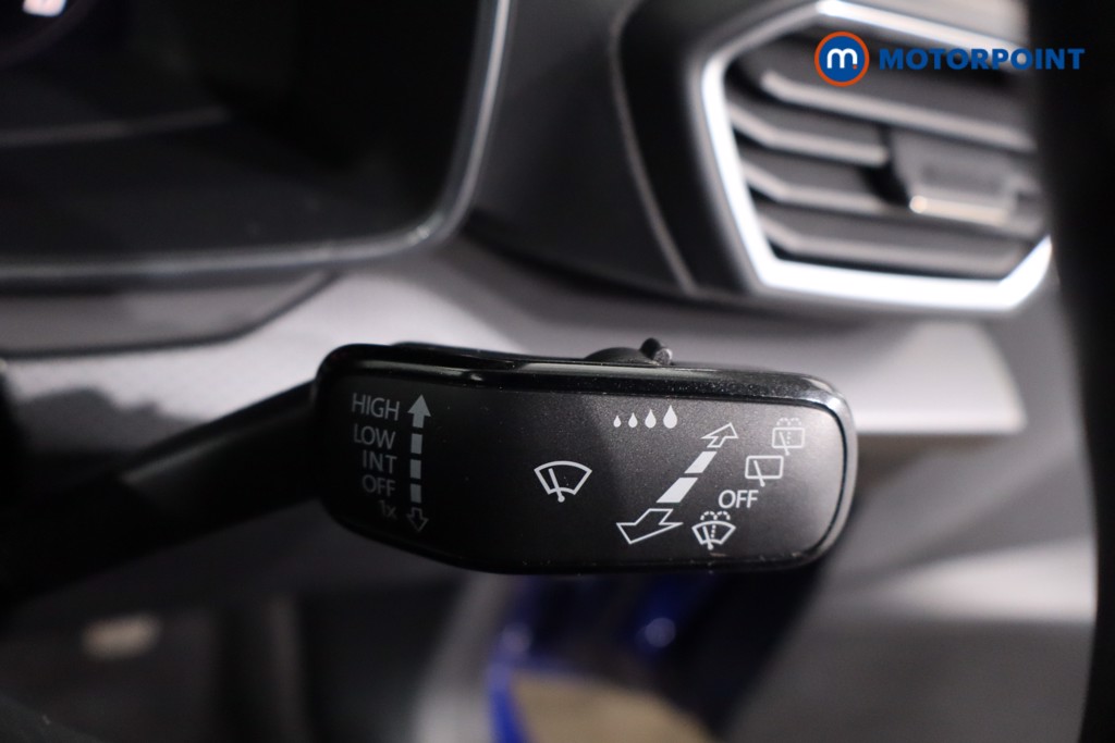 Seat Leon Se Dynamic Manual Petrol Hatchback - Stock Number (1615545) - 15th supplementary image