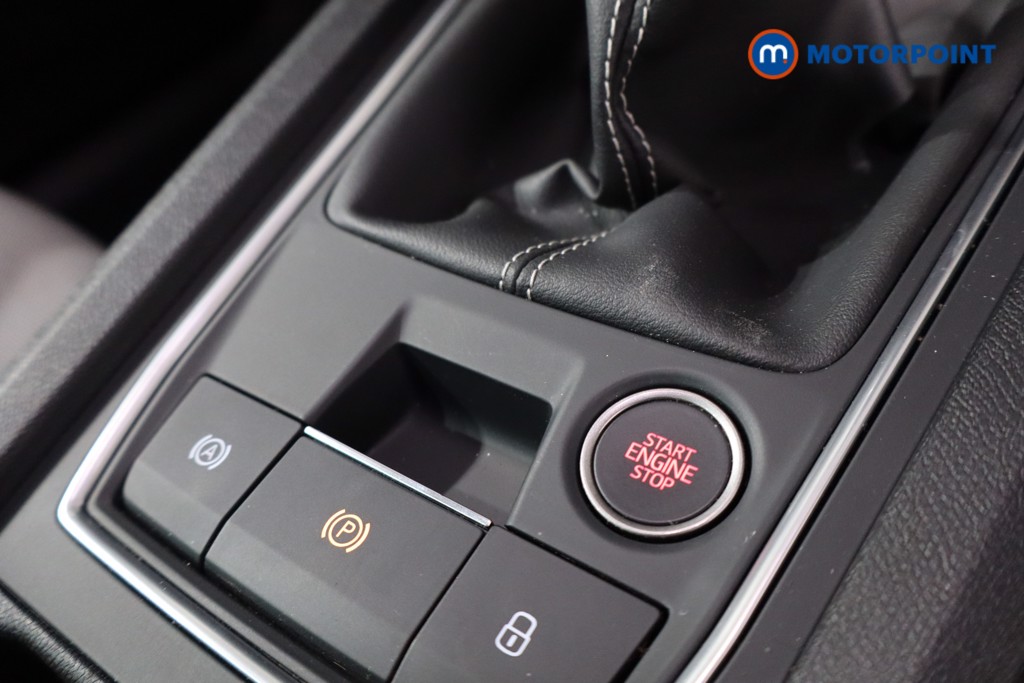 Seat Leon Se Dynamic Manual Petrol Hatchback - Stock Number (1615545) - 21st supplementary image