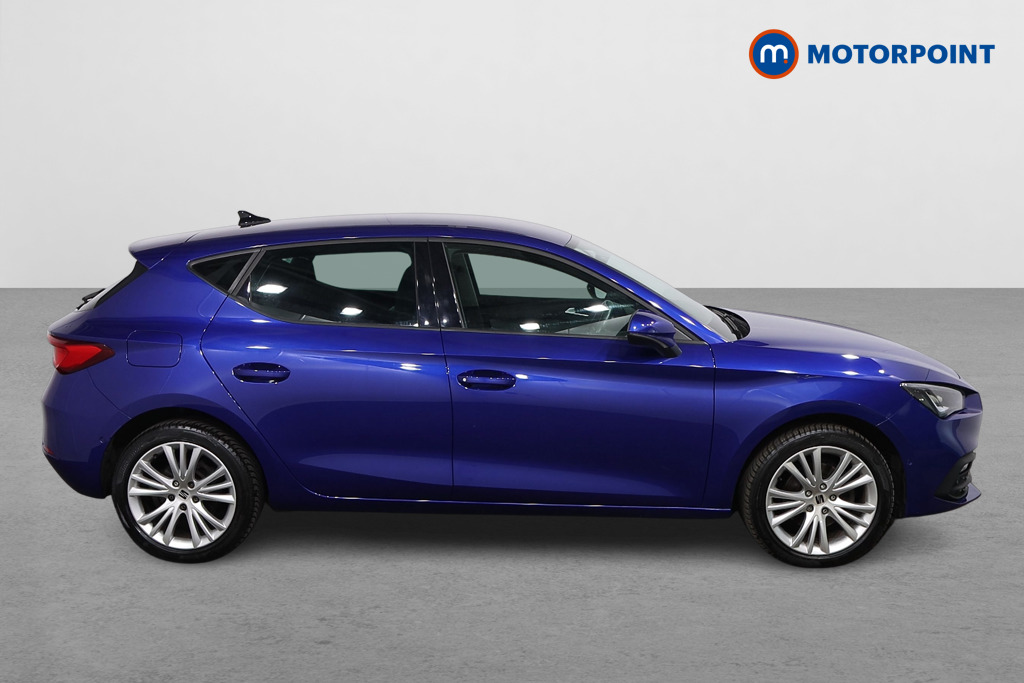 Seat Leon Se Dynamic Manual Petrol Hatchback - Stock Number (1615545) - Drivers side