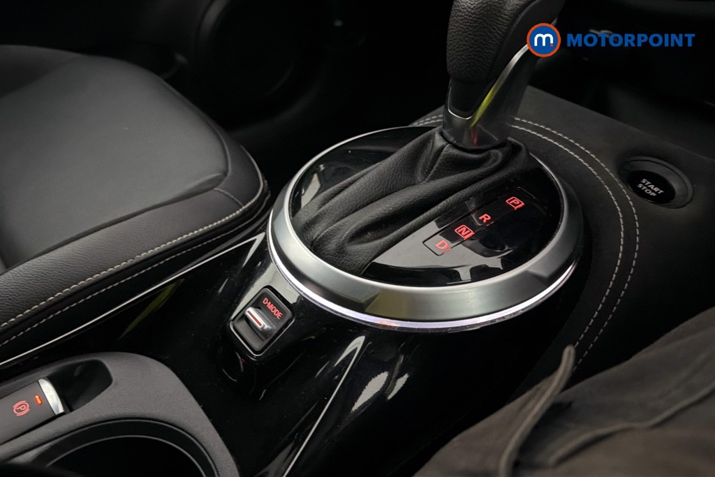 Nissan Juke Tekna-Plus Automatic Petrol-Electric Hybrid SUV - Stock Number (1619015) - 11th supplementary image