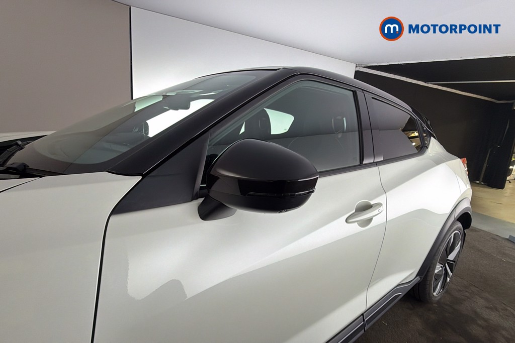 Nissan Juke Tekna-Plus Automatic Petrol-Electric Hybrid SUV - Stock Number (1619015) - 43rd supplementary image