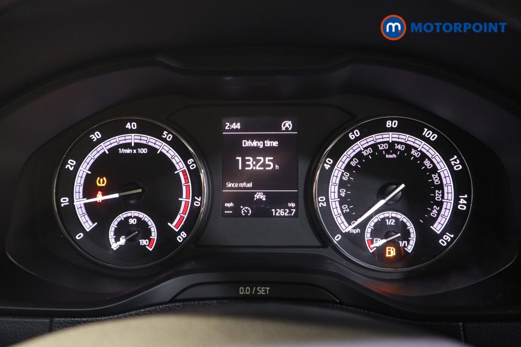 Skoda Karoq SE Manual Petrol SUV - Stock Number (1619379) - 5th supplementary image