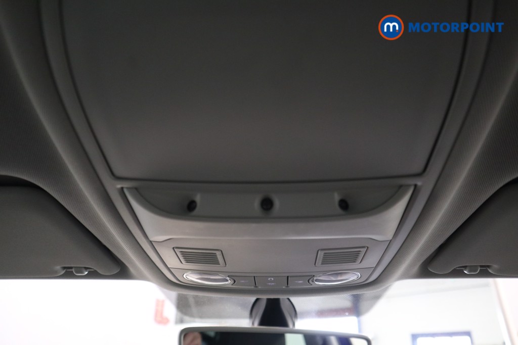 Skoda Karoq SE Manual Petrol SUV - Stock Number (1619379) - 11th supplementary image