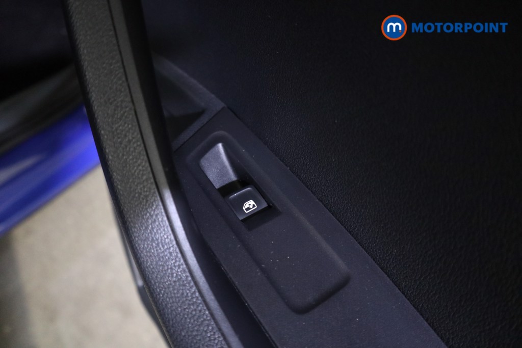 Skoda Karoq SE Manual Petrol SUV - Stock Number (1619379) - 16th supplementary image