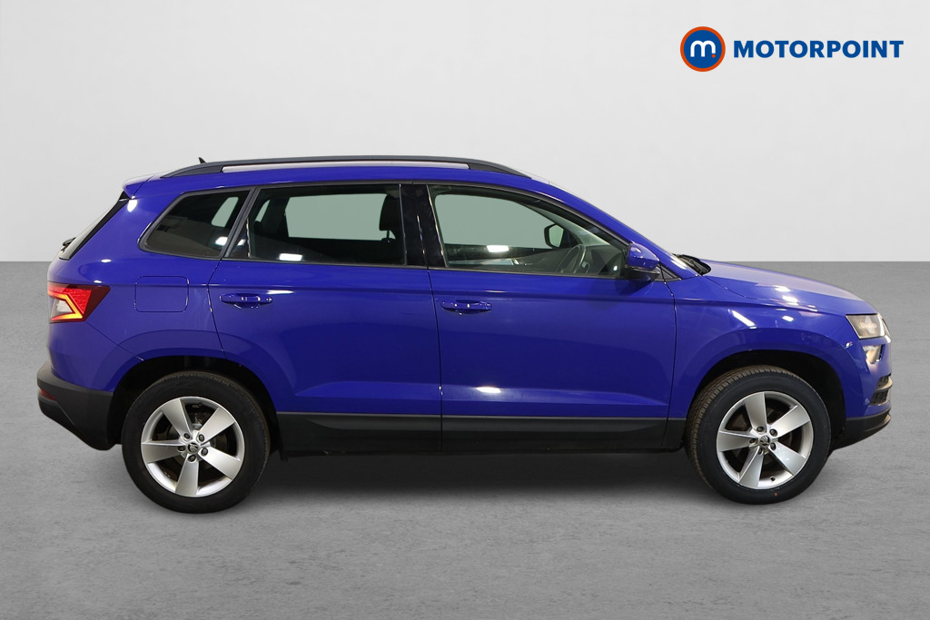 Skoda Karoq SE Manual Petrol SUV - Stock Number (1619379) - Drivers side