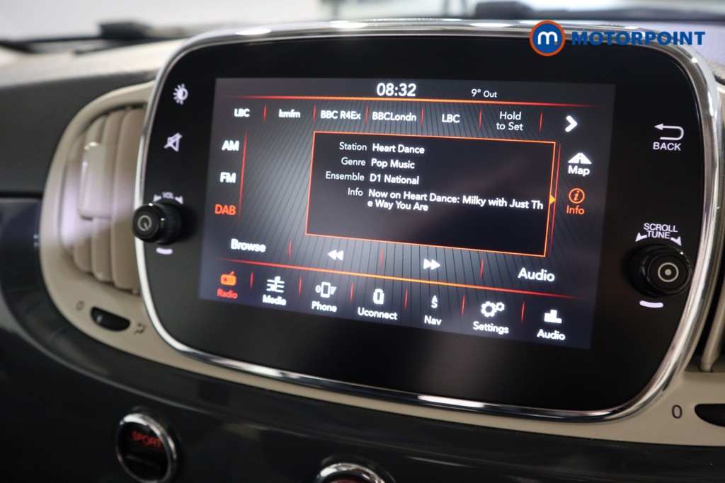 Fiat 500 Lounge Manual Petrol Convertible - Stock Number (1621534) - 6th supplementary image