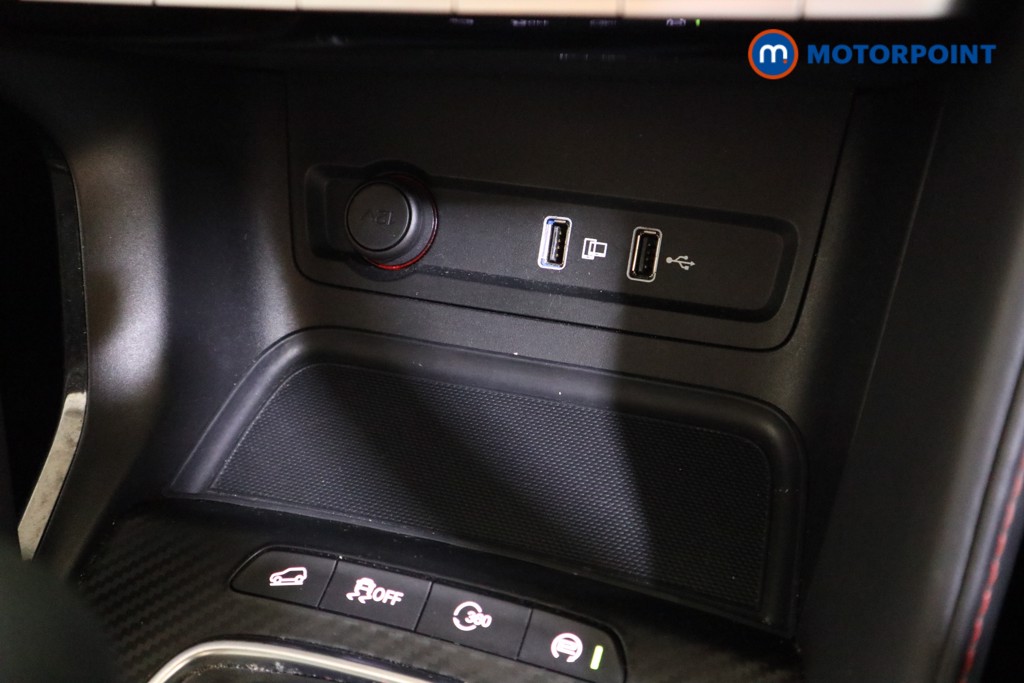 Mg Motor Uk ZS Exclusive Manual Petrol SUV - Stock Number (1621798) - 8th supplementary image
