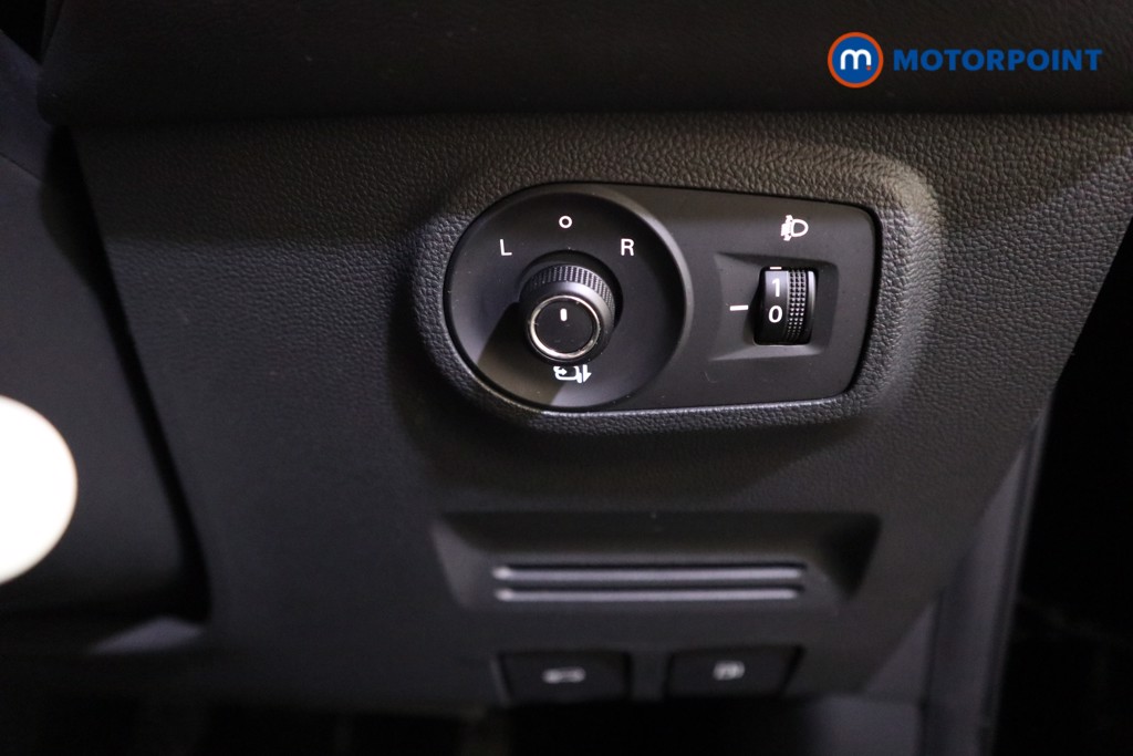 Mg Motor Uk ZS Exclusive Manual Petrol SUV - Stock Number (1621798) - 11th supplementary image