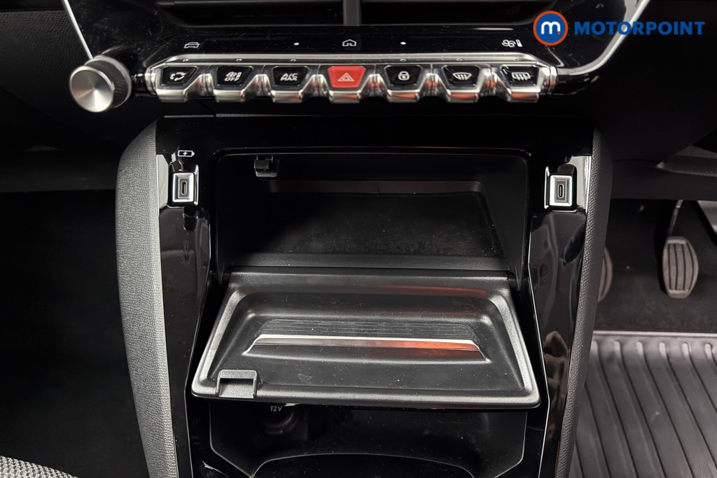 Peugeot 208 Allure Manual Petrol Hatchback - Stock Number (1624751) - 11th supplementary image