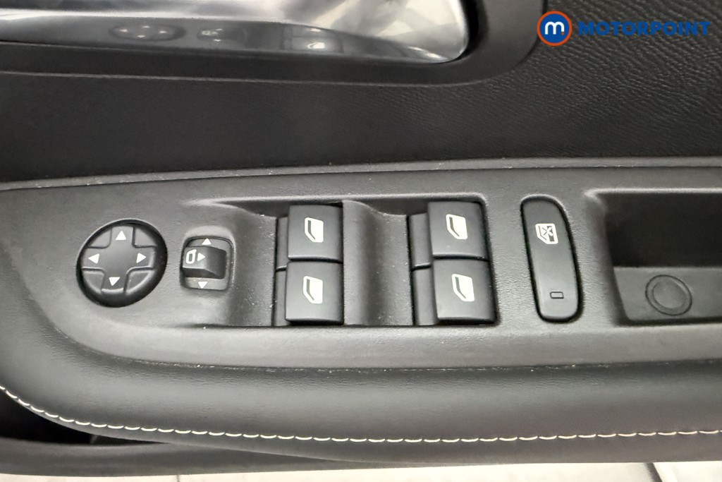Peugeot 208 Allure Manual Petrol Hatchback - Stock Number (1624751) - 16th supplementary image