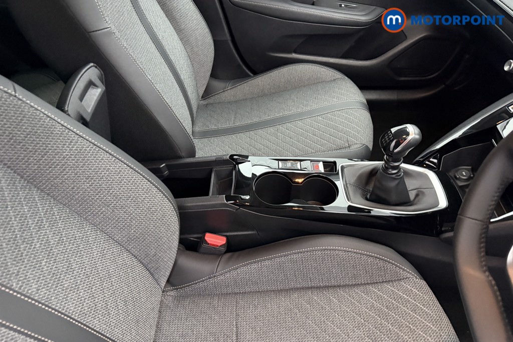 Peugeot 208 Allure Manual Petrol Hatchback - Stock Number (1624766) - 12th supplementary image