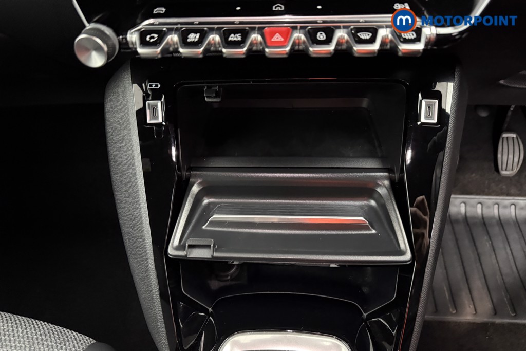 Peugeot 2008 Allure Manual Petrol SUV - Stock Number (1624974) - 11th supplementary image
