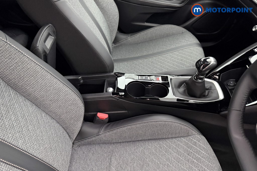 Peugeot 2008 Allure Manual Petrol SUV - Stock Number (1624974) - 12th supplementary image