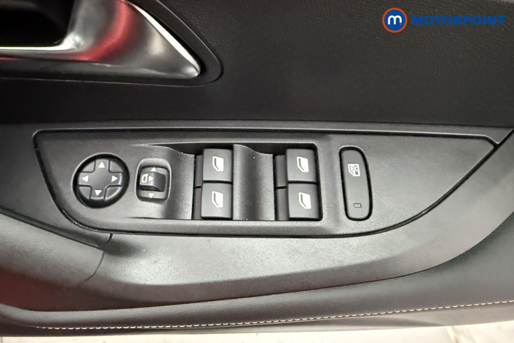 Peugeot 2008 Allure Manual Petrol SUV - Stock Number (1624974) - 16th supplementary image
