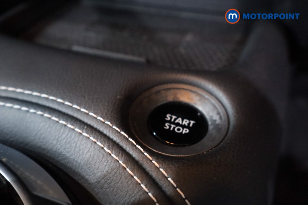 Nissan Juke Tekna Automatic Petrol-Electric Hybrid SUV - Stock Number (1625838) - 22nd supplementary image