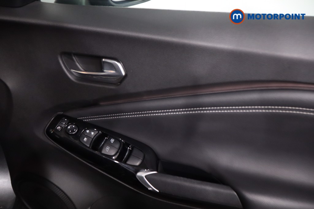 Nissan Juke Tekna Automatic Petrol-Electric Hybrid SUV - Stock Number (1625838) - 25th supplementary image