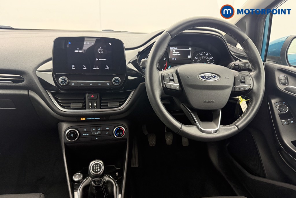 Ford Fiesta Zetec Manual Petrol Hatchback - Stock Number (1626162) - 2nd supplementary image