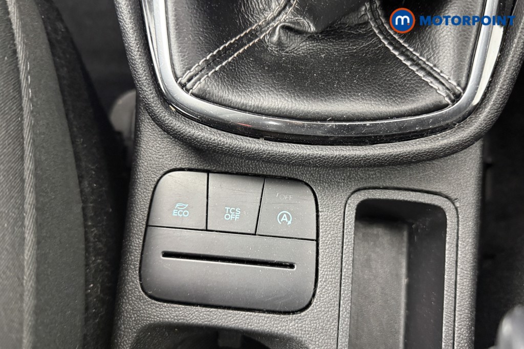 Ford Fiesta Zetec Manual Petrol Hatchback - Stock Number (1626162) - 7th supplementary image