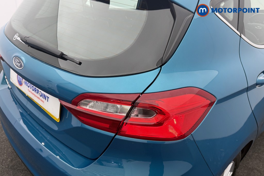 Ford Fiesta Zetec Manual Petrol Hatchback - Stock Number (1626162) - 22nd supplementary image