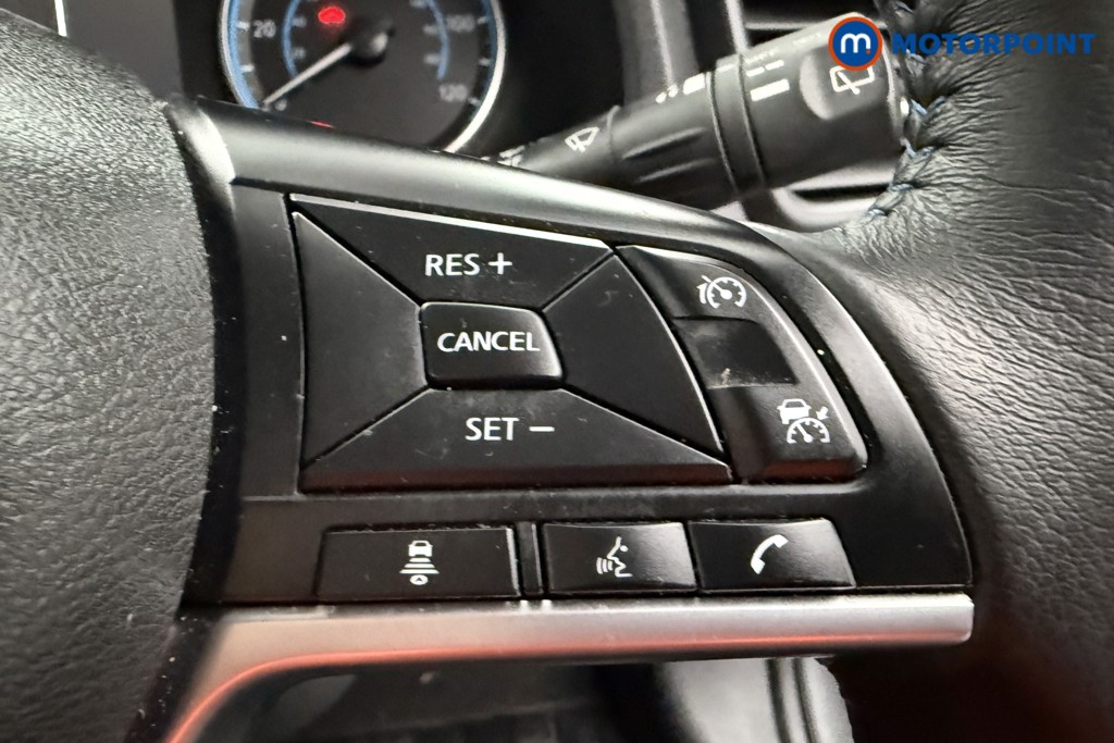 Nissan Leaf Acenta Automatic Electric Hatchback - Stock Number (1626250) - 4th supplementary image