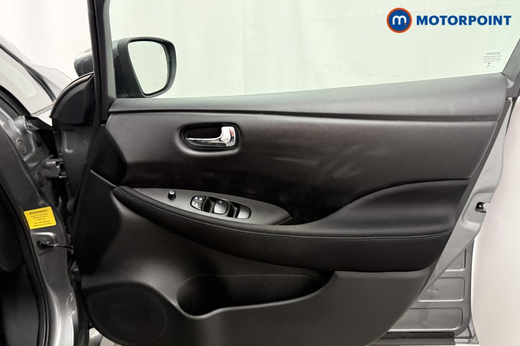 Nissan Leaf Acenta Automatic Electric Hatchback - Stock Number (1626250) - 14th supplementary image