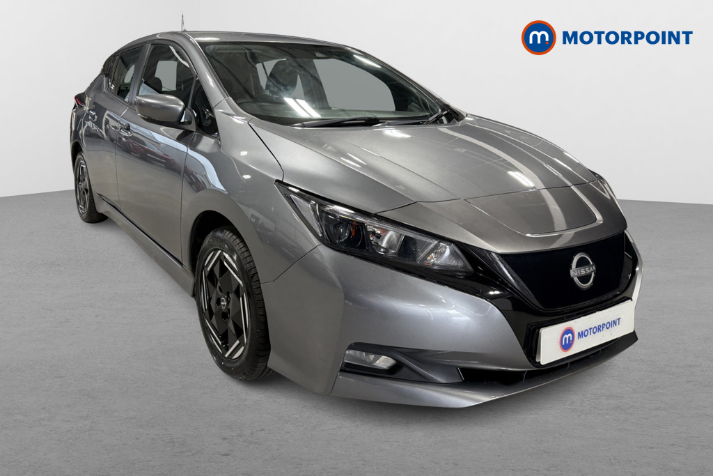 Nissan Leaf Acenta Automatic Electric Hatchback - Stock Number (1626250) - Drivers side front corner