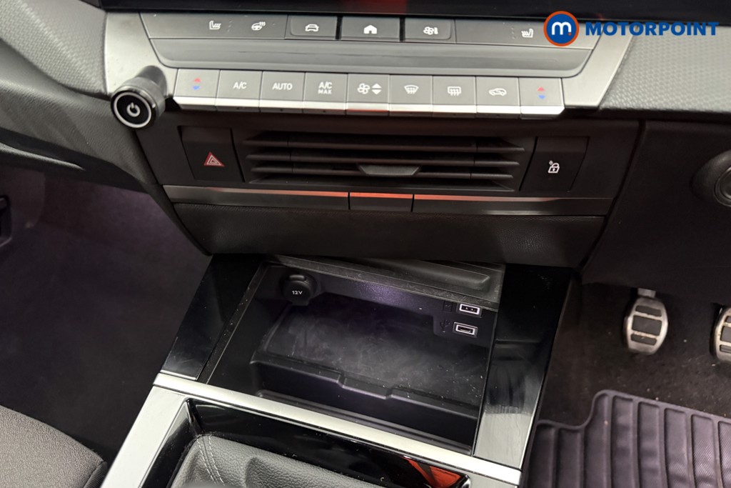 Vauxhall Astra Gs Line Manual Diesel Hatchback - Stock Number (1626277) - 9th supplementary image