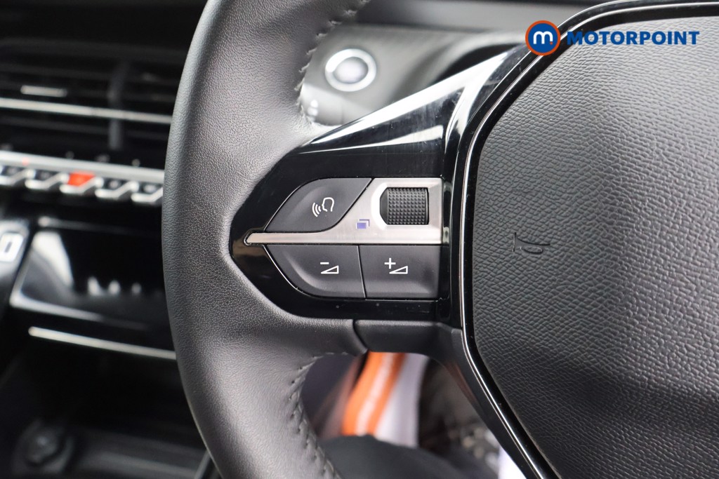 Peugeot 208 Allure Manual Petrol Hatchback - Stock Number (1626702) - 2nd supplementary image