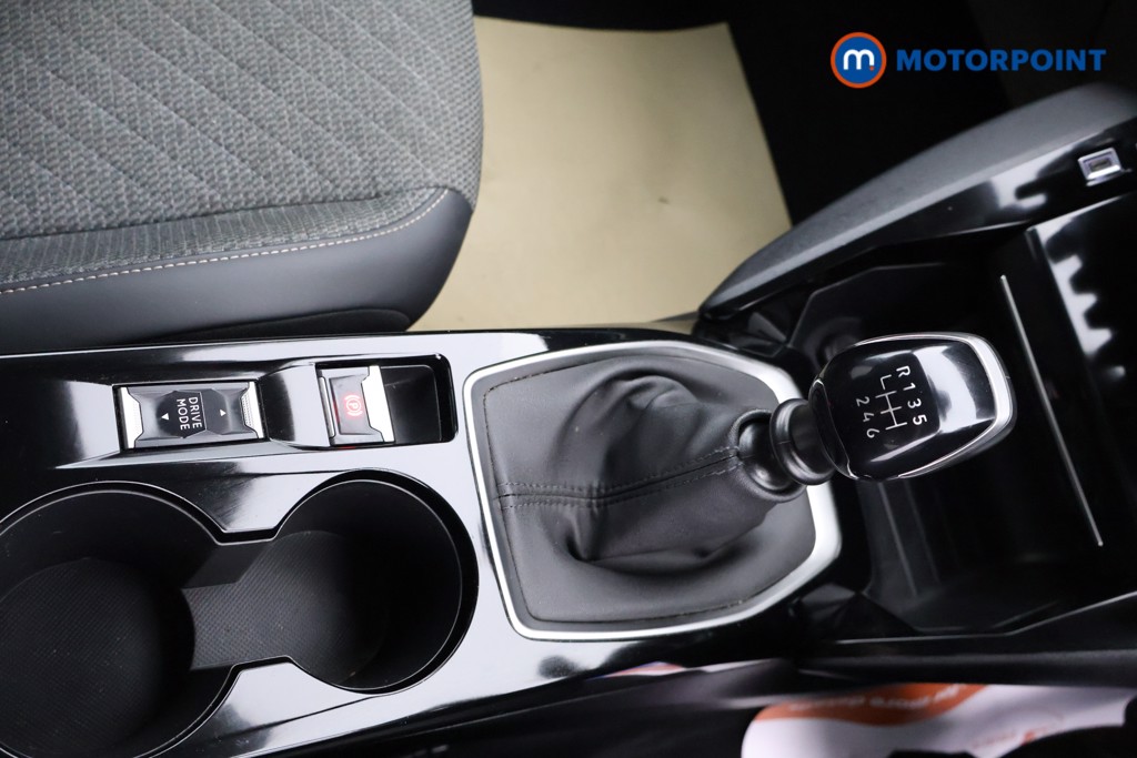 Peugeot 208 Allure Manual Petrol Hatchback - Stock Number (1626702) - 8th supplementary image