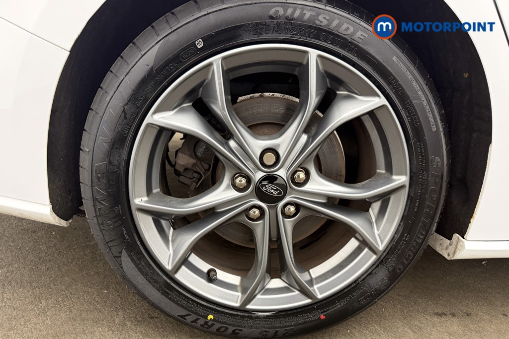 Ford Focus St-Line Edition Manual Diesel Estate - Stock Number (1627012) - 3rd supplementary image