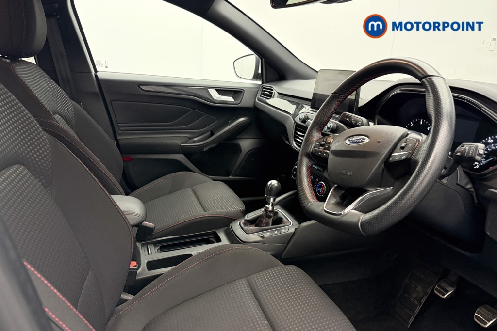 Ford Focus St-Line Edition Manual Diesel Estate - Stock Number (1627012) - 5th supplementary image