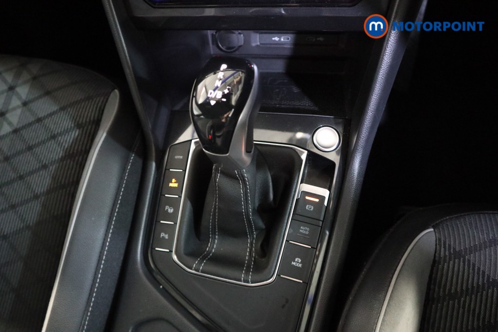 Volkswagen Tiguan R-Line Automatic Petrol Plug-In Hybrid SUV - Stock Number (1627031) - 10th supplementary image