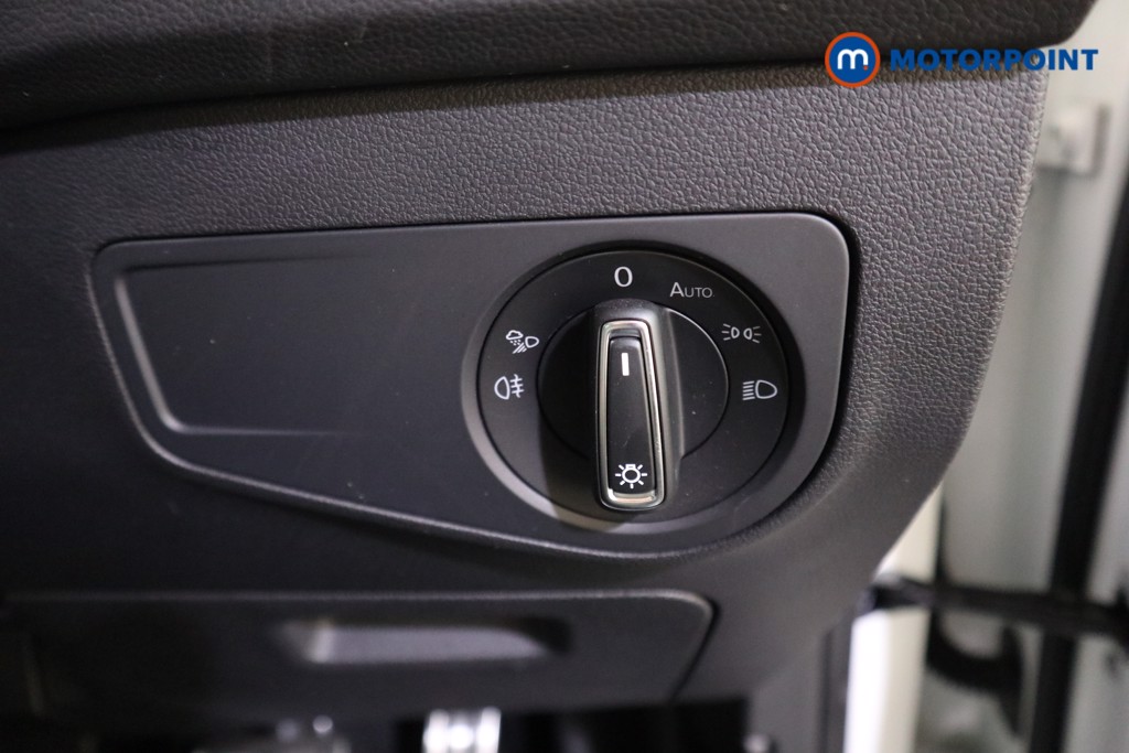 Volkswagen Tiguan R-Line Automatic Petrol Plug-In Hybrid SUV - Stock Number (1627031) - 14th supplementary image