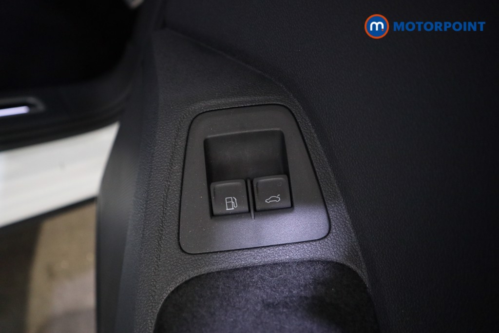 Volkswagen Tiguan R-Line Automatic Petrol Plug-In Hybrid SUV - Stock Number (1627031) - 15th supplementary image
